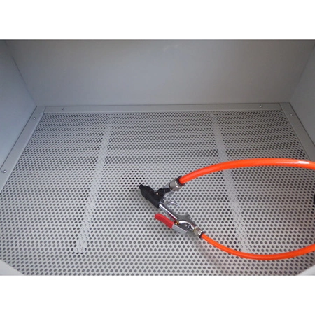 Myjka ciśnieniowa kabinowa z podgrzewaniem wody do warsztatu, przemysłowa