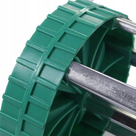 Aerator ręczny do trawy walcowy