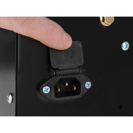 Nagrzewnica samochodowa – ogrzewanie postojowe na olej napędowy 12V/230V 12KW