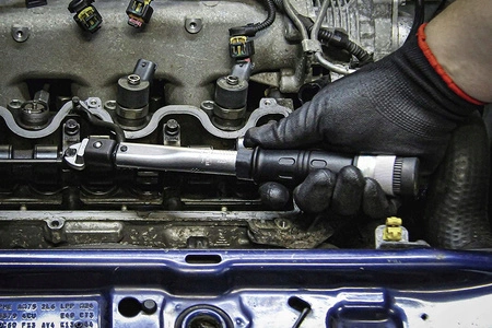 Klucz dynamometryczny z wymiennymi końcówkami 40-210Nm