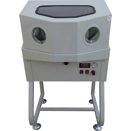 Myjka ciśnieniowa kabinowa z podgrzewaniem wody do warsztatu, przemysłowa