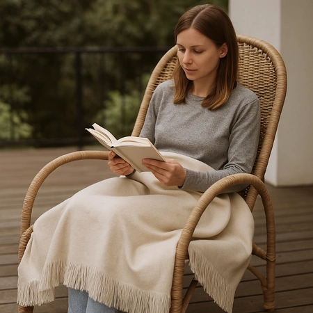 Koc bawełniano-akrylowy z frędzlami Basic Cotton Cloud 150x200cm 430 g/m2 - Szarobeżowy