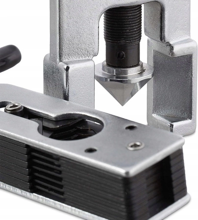 KIELICHARKA RĘCZNA DO ROZSZERZANIA RUR UNIWERSALNA