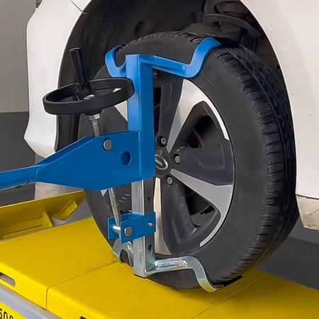 Szarpak ręczny do sprawdzania luzów w zawieszeniu