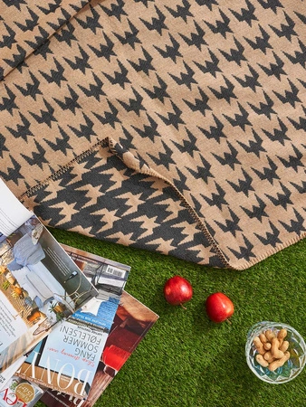 Koc pled bawełniano-akrylowy pepitka dwustronny Cotton Cloud 165x200cm 500 g/m2 - Czarny/Beżowy